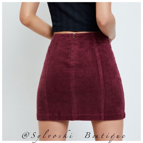 🔥 PacSun Merlot Corduroy Panel Skirt NWT - Picture 4 of 4